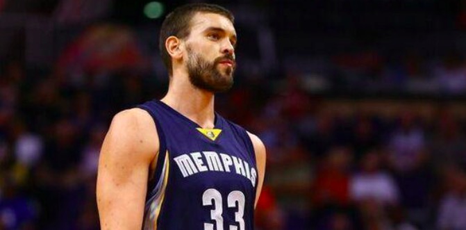 观众更是引 观众更是引