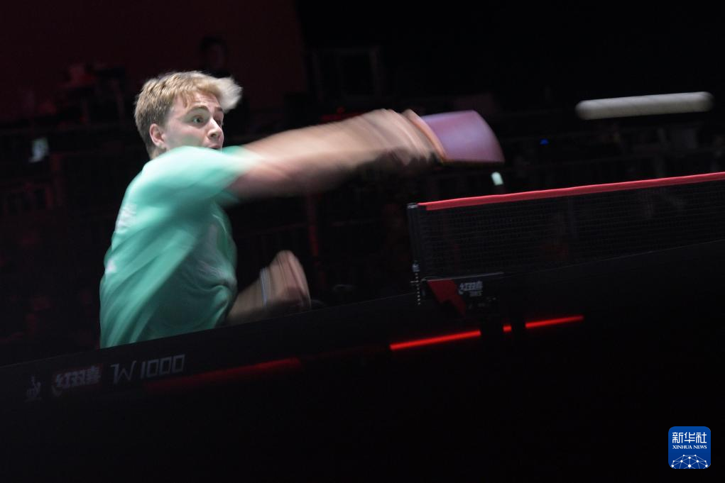 面对防守坚 面对防守坚