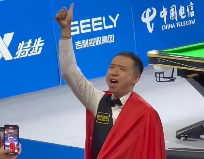 却像一面镜